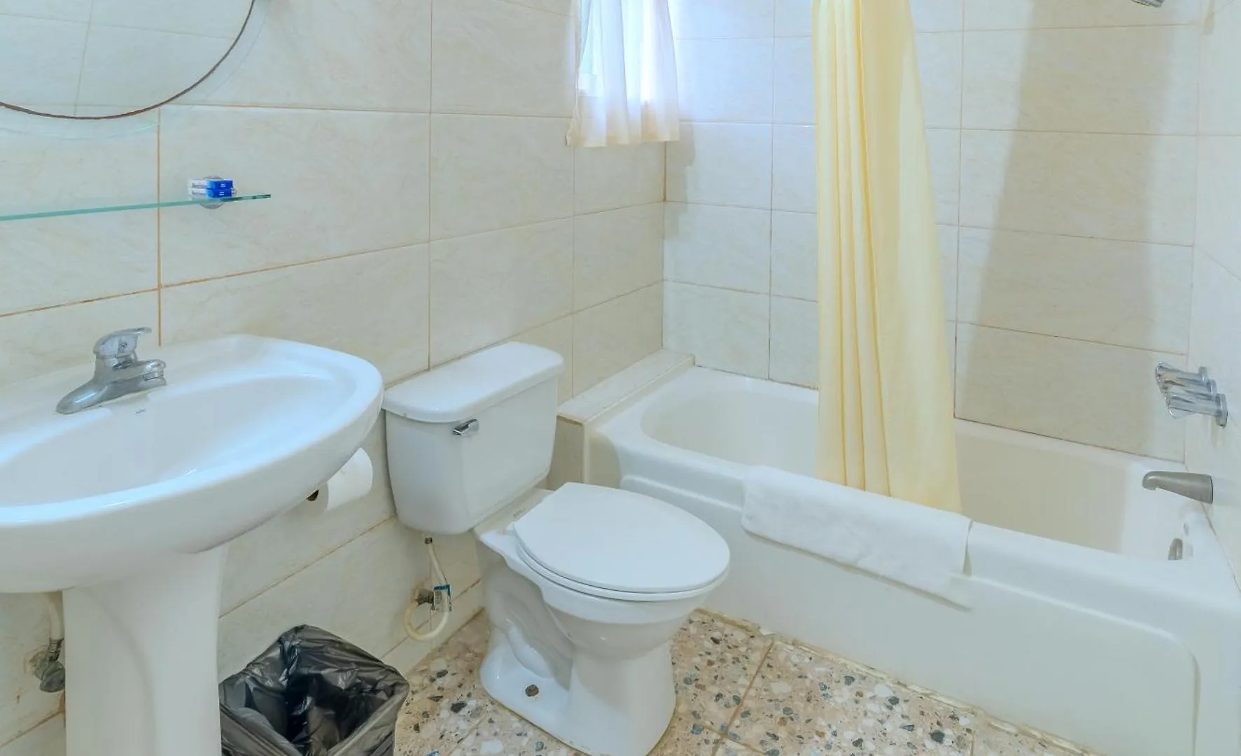 Tamboo Resort Негрил 4*,