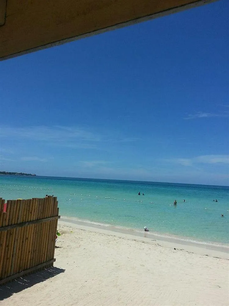 **** Hotel Tamboo Resort Negril Jamaica