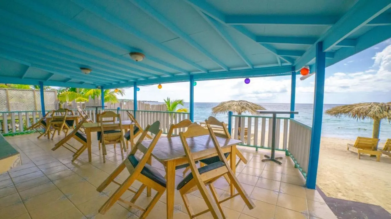 Отель Tamboo Resort Негрил